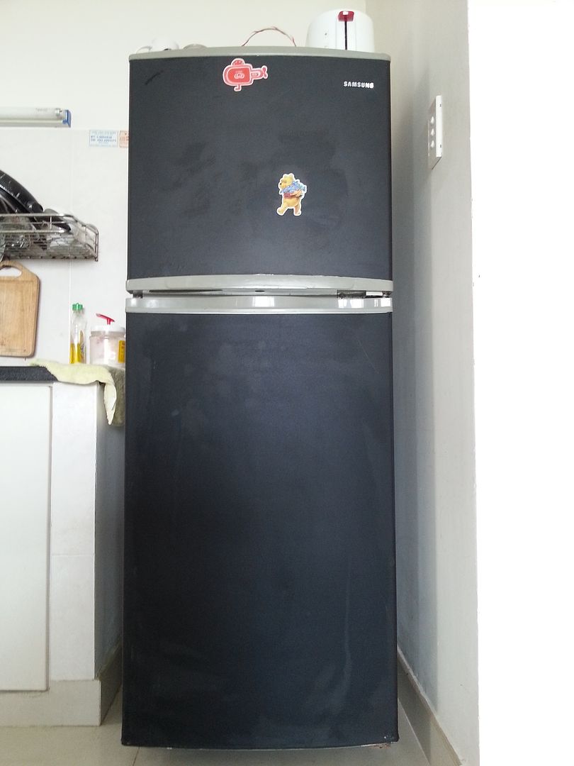Cần bán tủ lạnh SAMSUNG 220 lit giá 2tr6. - 1
