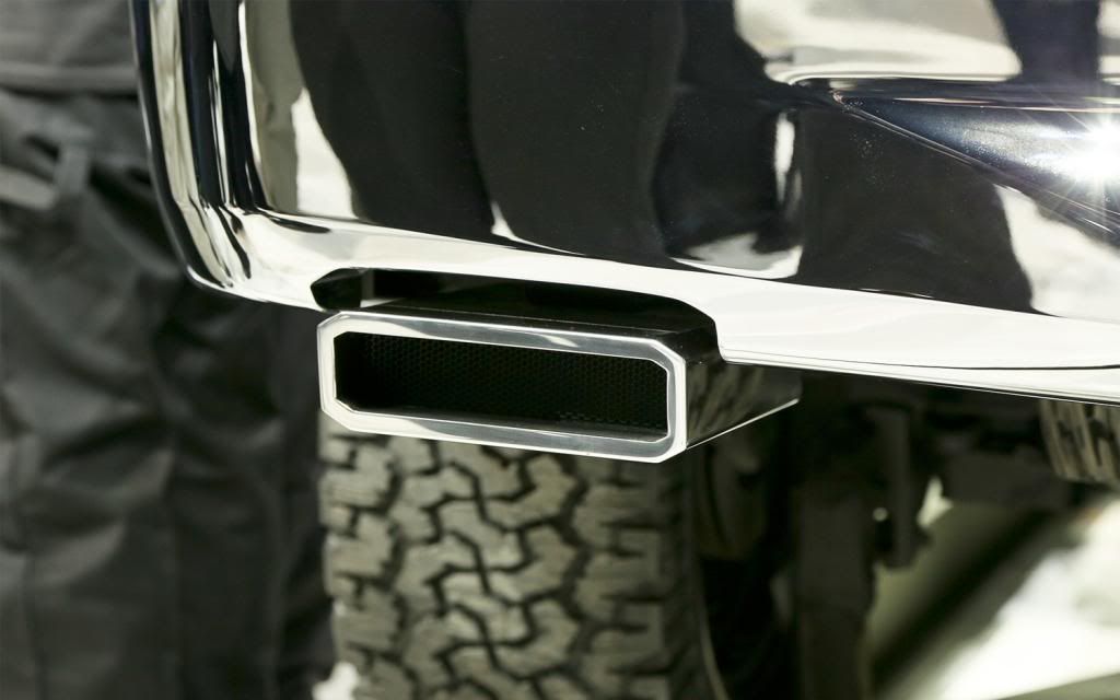 Ford-Atlas-Concept-exhaust-tip_zpsbcc289