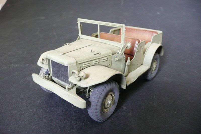 http://i764.photobucket.com/albums/xx285/kakifox/Dodge%20WC%2056/Dodge-WC-56-AFV-044.jpg