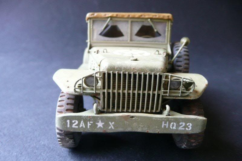 http://i764.photobucket.com/albums/xx285/kakifox/Dodge%20WC%2056/Dodge-WC-56-AFV-061.jpg