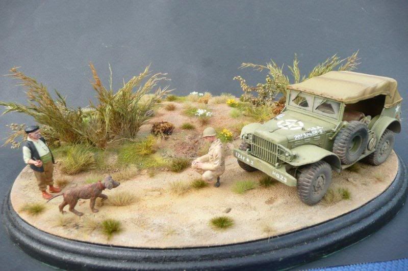 http://i764.photobucket.com/albums/xx285/kakifox/Dodge%20WC%2056/Dodge-WC-56-AFV-108.jpg