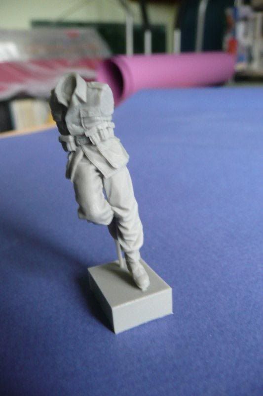 http://i764.photobucket.com/albums/xx285/kakifox/Figurines%20diverses/P1030765.jpg