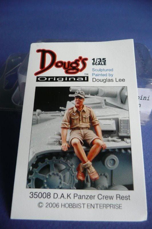 http://i764.photobucket.com/albums/xx285/kakifox/Figurines%20diverses/P1030766.jpg