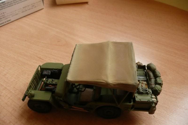 http://i764.photobucket.com/albums/xx285/kakifox/Jeep%20Tamiya/jeep-06.jpg