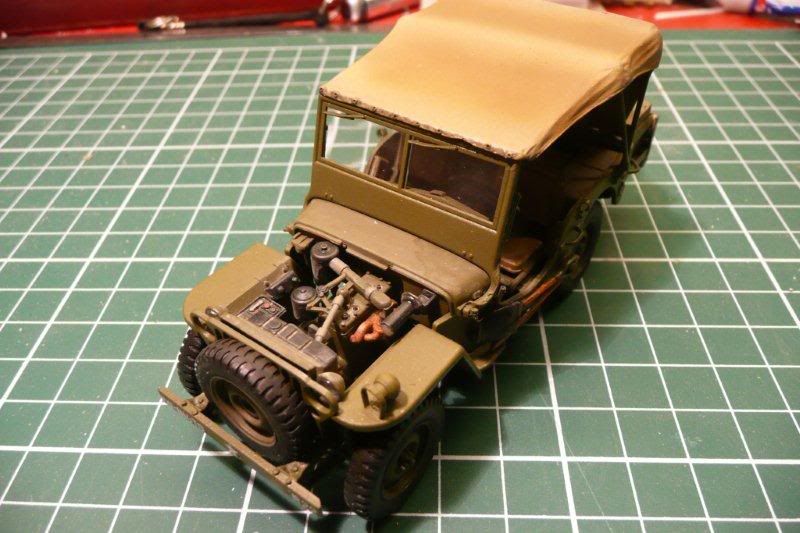 http://i764.photobucket.com/albums/xx285/kakifox/Jeep%20Tamiya/jeep-22.jpg