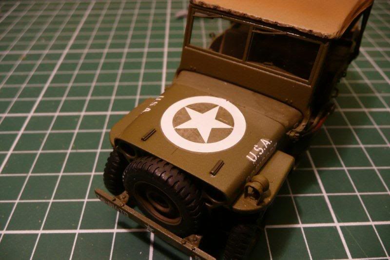 http://i764.photobucket.com/albums/xx285/kakifox/Jeep%20Tamiya/jeep-23.jpg