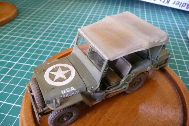 http://i764.photobucket.com/albums/xx285/kakifox/Jeep%20Tamiya/jeep-32.jpg