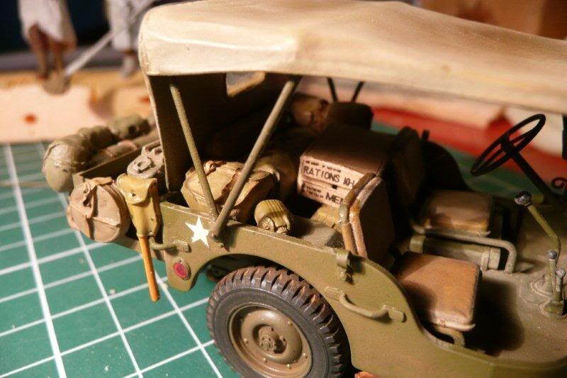 http://i764.photobucket.com/albums/xx285/kakifox/Jeep%20Tamiya/jeep-33.jpg