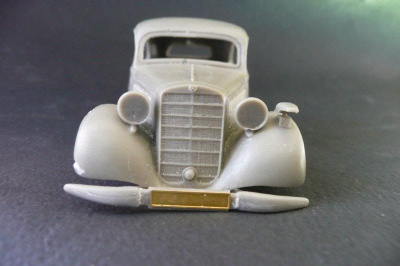 http://i764.photobucket.com/albums/xx285/kakifox/Mercedes%20Benz%20170V/Mercedes-170-V-Berline-DES-11.jpg