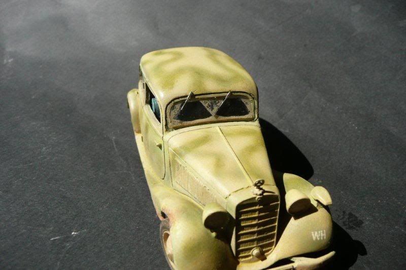 http://i764.photobucket.com/albums/xx285/kakifox/Mercedes%20Benz%20170V/Mercedes-170-V-Berline-DES-43.jpg