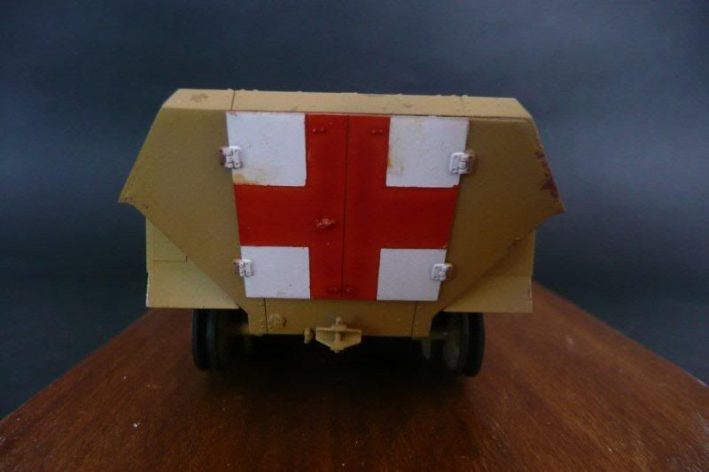 http://i764.photobucket.com/albums/xx285/kakifox/Sdkfz%20Tamiya%20251%20ausf%20D/Sdkfz251-22.jpg