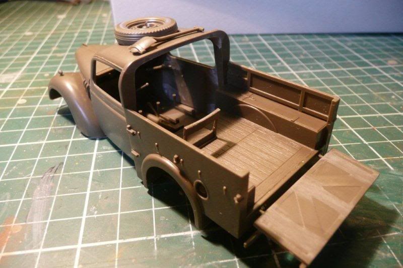 http://i764.photobucket.com/albums/xx285/kakifox/Trucs%20et%20astuces/Austin-Tilly-Tamiya-04.jpg