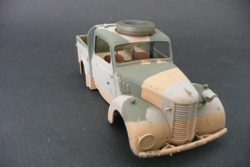 http://i764.photobucket.com/albums/xx285/kakifox/Trucs%20et%20astuces/Austin-Tilly-Tamiya-26.jpg