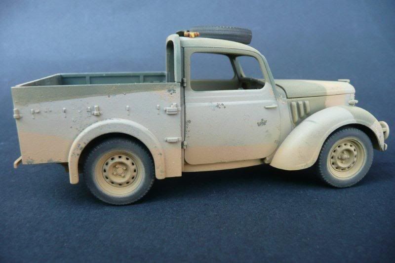 http://i764.photobucket.com/albums/xx285/kakifox/Trucs%20et%20astuces/Austin-Tilly-Tamiya-30.jpg