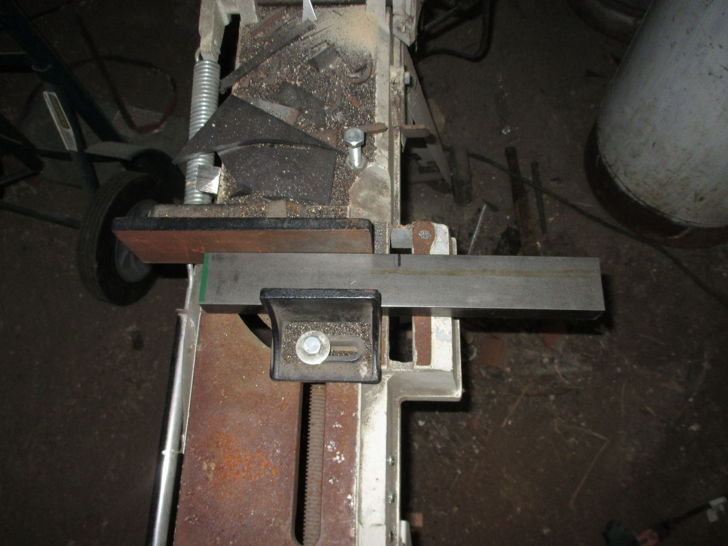 a axe poll eye drift. SBG Sword Forum