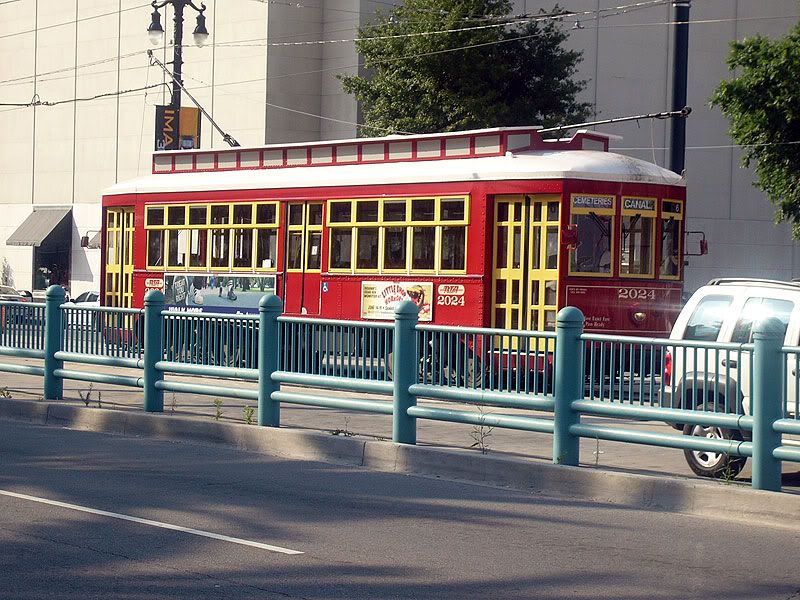 Trolley.jpg